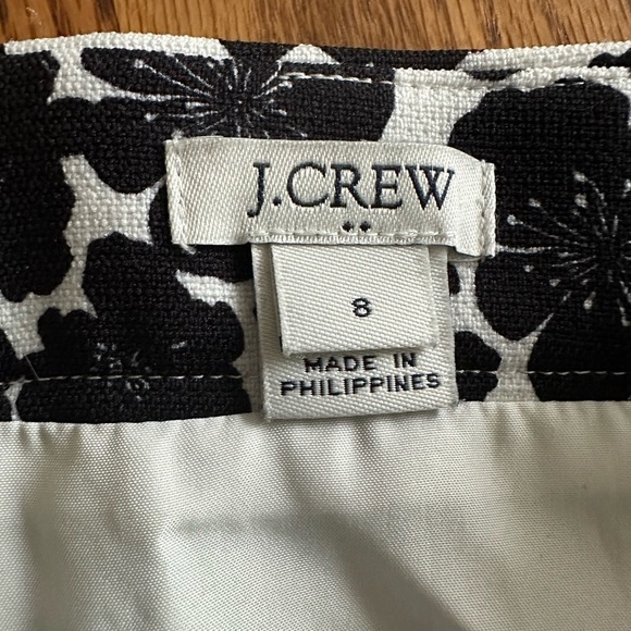 J Crew Floral Print Pencil Skirt Size 8 Office Siren Academia Goth Preppy - Picture 4 of 9